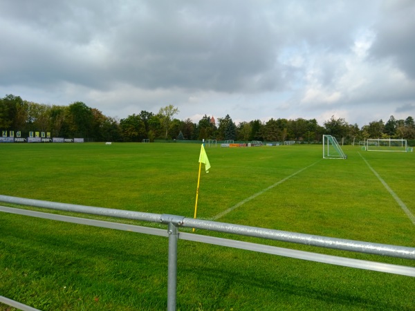 Bruno-Plache-Stadion Nebenplatz 4 - Leipzig-Probstheida