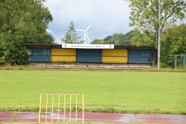 Sportzentrum Rodenkirchen B-Platz - Stadland-Rodenkirchen