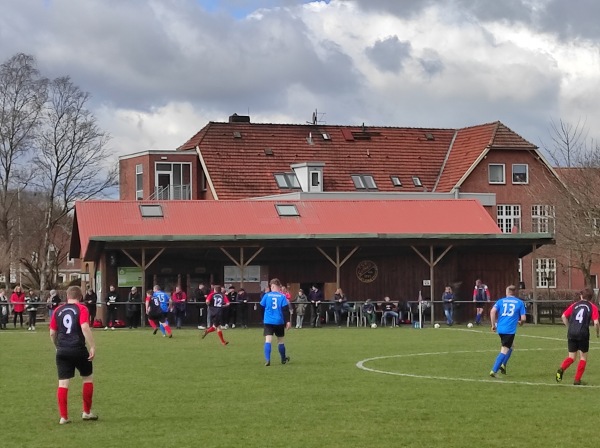 Sportanlage Lütjenwestedt - Lütjenwestedt