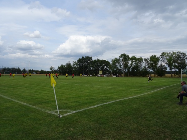 Sportplatz am Barockschloß - Mühlberg/Elbe-Martinskirchen