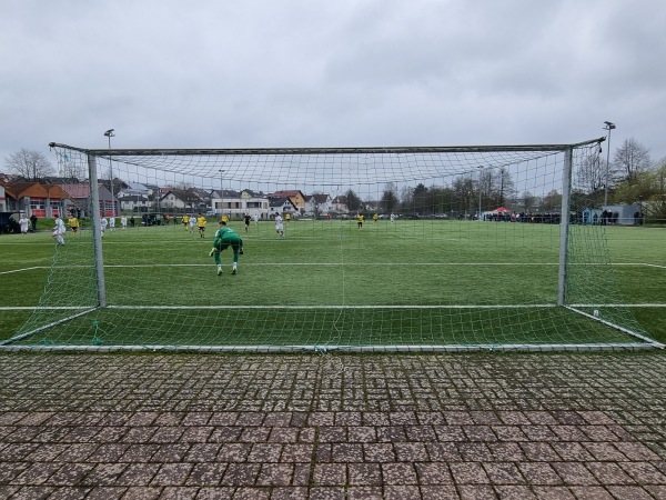 Stadion Im Weiher Nebenplatz - Flieden