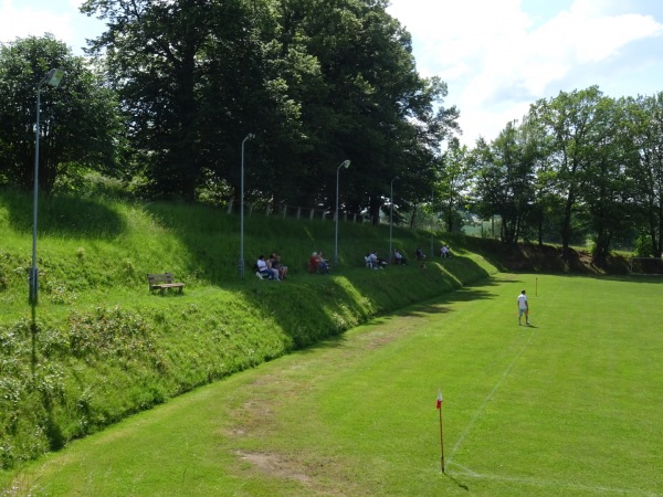 Sportplatz am Lindenberg - Taura