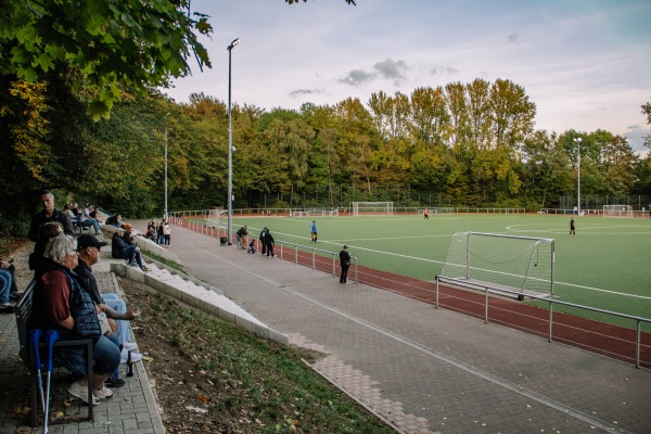 Sportplatz Hustadtring - Bochum-Querenburg