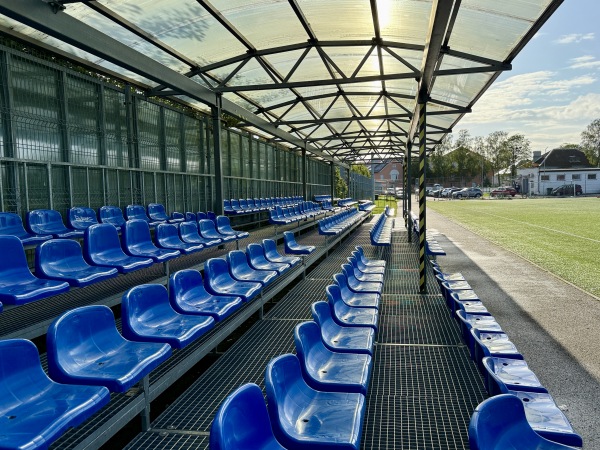 Maardu kunstmuruväljak - Maardu