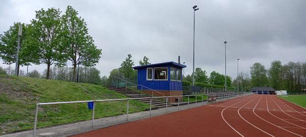 Leichtahtletikanlage Ottenbeck - Stade