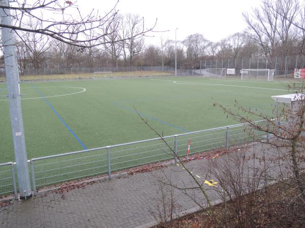 Sportplatz Denisweg - Frankfurt/Main-Nied