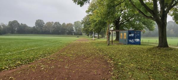 Bezirkssportanlage Kuhhirten Platz 5 - Bremen-Buntentor