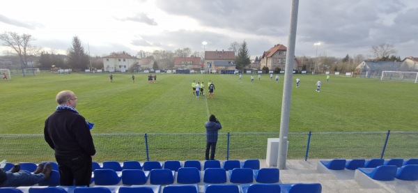 Stadion Sportowy w Łomnicy - Łomnica