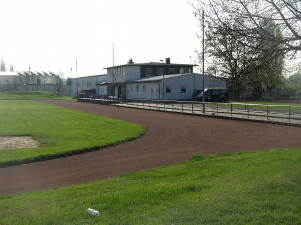 Otto-Helm-Kampfbahn - Lutherstadt Eisleben