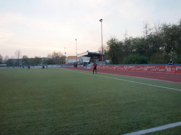 Sportplatz Am Hombruchsfeld - Dortmund-Renninghausen