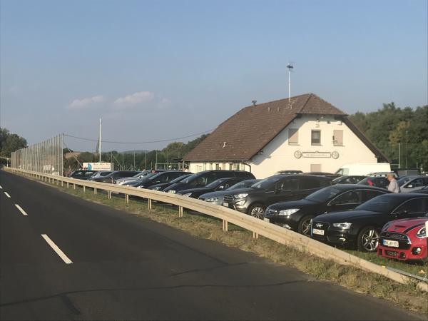 Sportplatz Altwiedermus - Ronneburg/Hessen-Altwiedermus