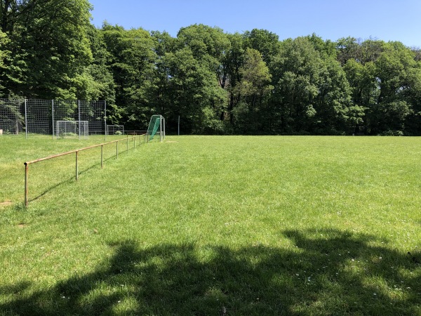 Sportplatz Zu den Eichen - Hofheim/Taunus-Langenhain