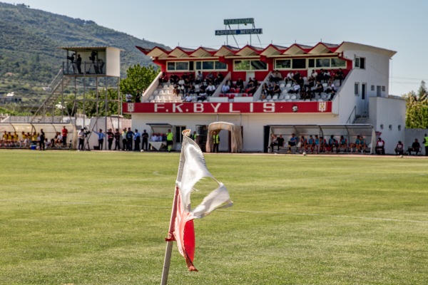 Stadiumi Adush Muça - Ballshi
