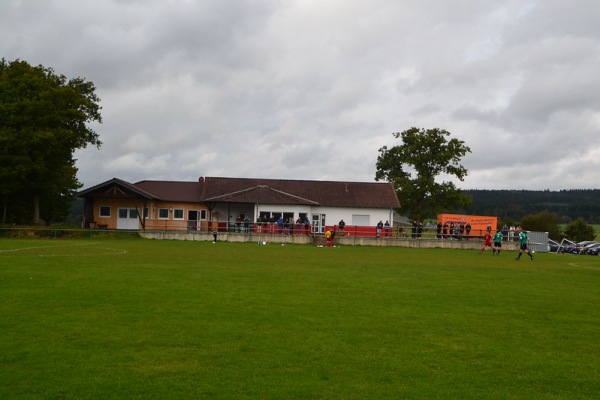 Sportplatz Am Detzenberg - Daun-Rengen