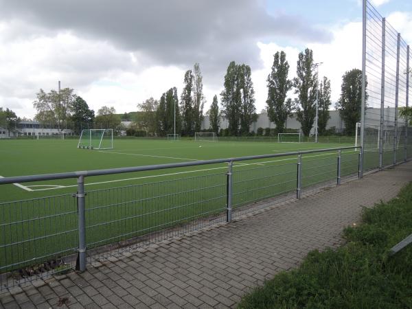 Sportplatz Lärchenstraße - Frankfurt/Main-Griesheim