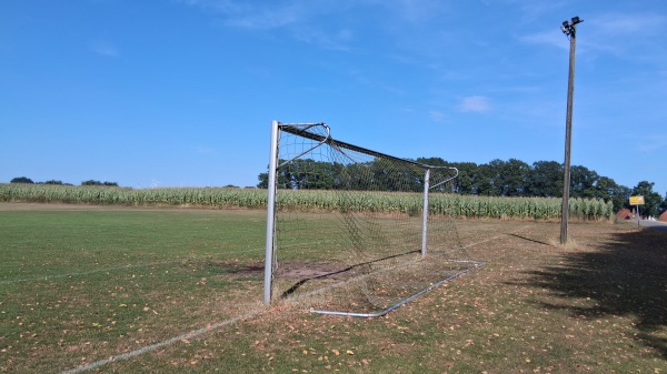 Sportplatz an der Turnhalle B - Andervenne