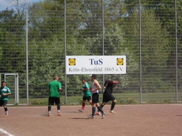 Sportplatz Subbelrather Straße - Köln-Ehrenfeld