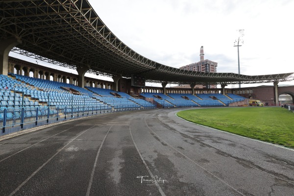 Vazgen Sargsyan anvan Hanrapetakan Marzadasht - Yerevan
