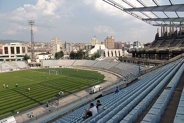 Stadiumi Fadil Vokrri - Prishtinë (Pristina)