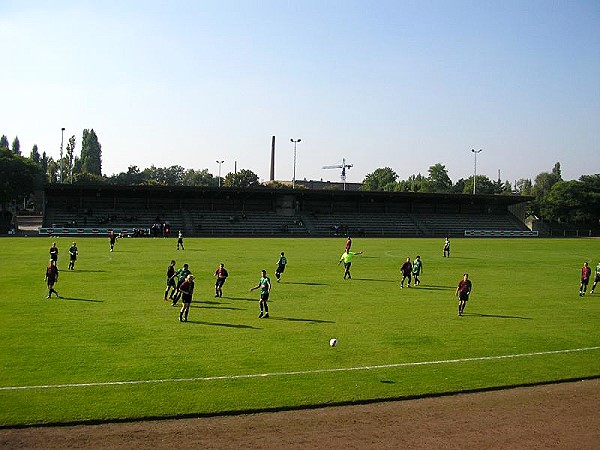 Stadion Bezirkssportanlage Karl-Hohmann-Straße - Düsseldorf-Benrath