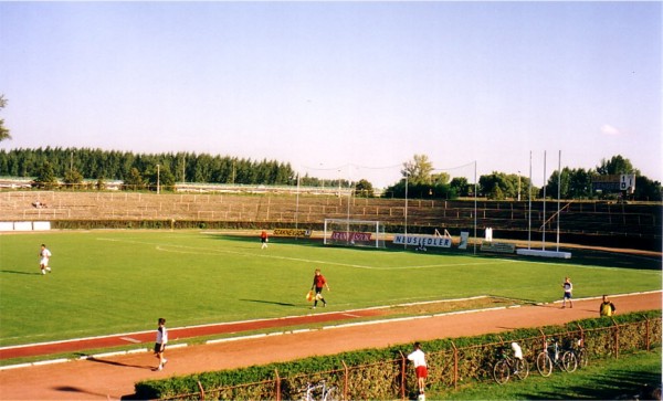 Tiszaligeti Stadion (alt) - Szolnok