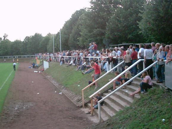 vor dem Bau der Tribüne