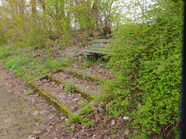 Stadion Auf der Höh - Büren/Westfalen-Steinhausen
