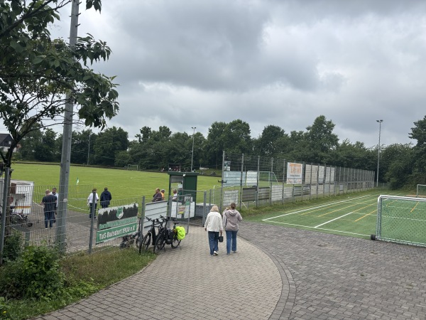 Sportplatz Uferstraße - St. Augustin-Buisdorf
