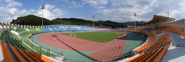 Chuncheon Songam Sports Town Main Stadium - Chuncheon