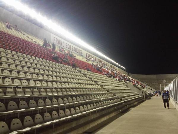 Estadio Nuevo Francisco Urbano - Morón, BA