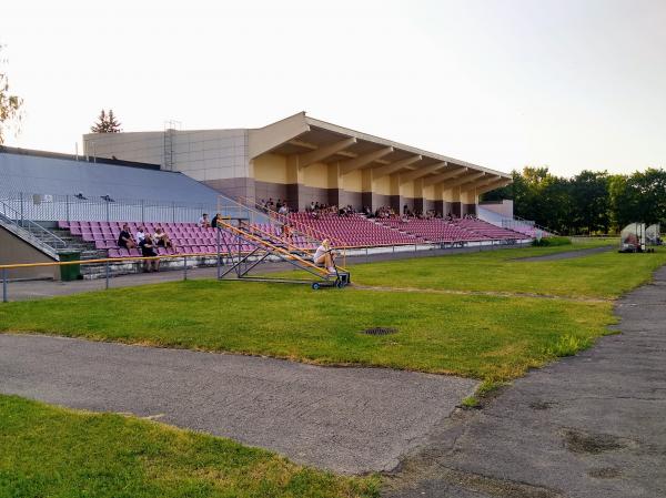 Ukmergės centrinis stadionas - Ukmergė