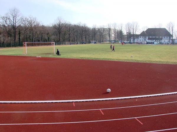 Stadion der Einheit Nebenplatz 1 - Staßfurt