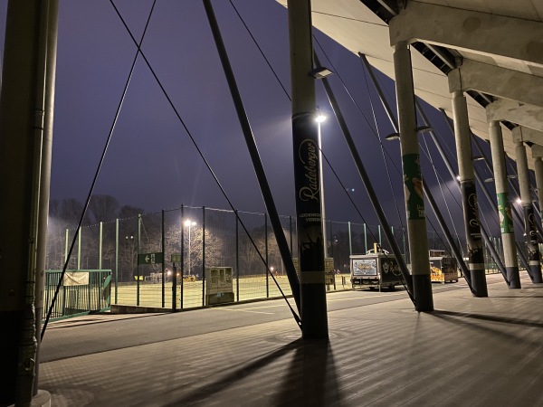 Rudolf-Harbig-Stadion Nebenplatz - Dresden-Altstadt