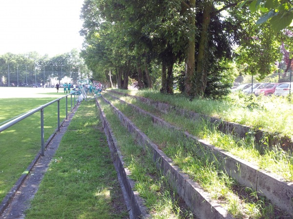 Sportplatz Rangenbergstraße - Frankfurt/Main-Enkheim