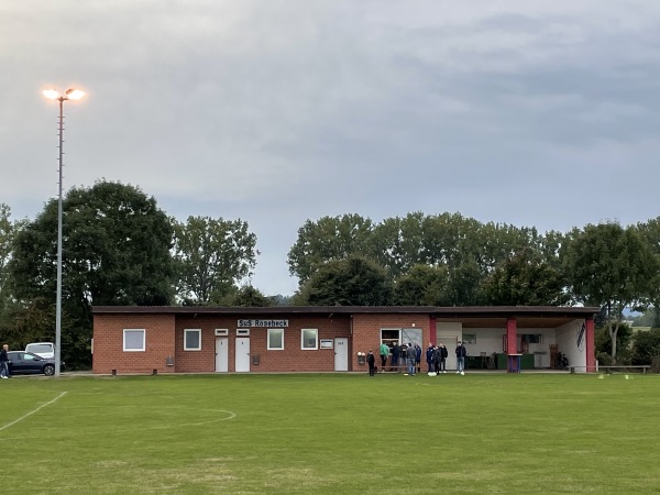 Eggelparkstadion - Borgentreich-Rösebeck