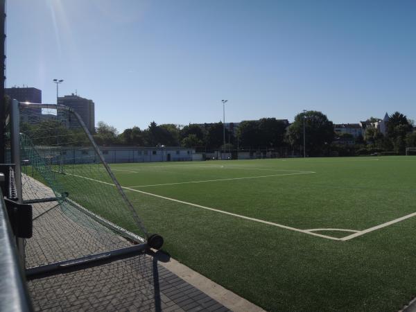 Sportanlage Ginnheimer Landstraße Platz 2 - Frankfurt/Main-Bockenheim
