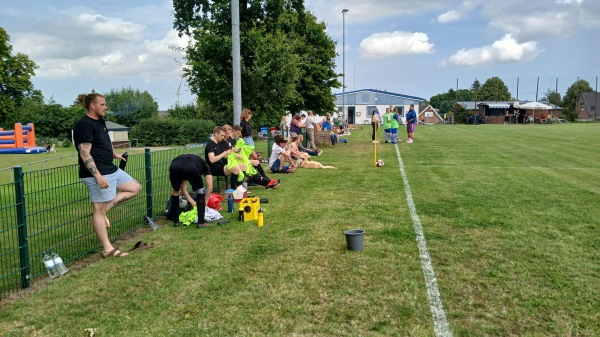 Stadion Harmsdorf Nebenplatz - Harmsdorf/Ostholstein