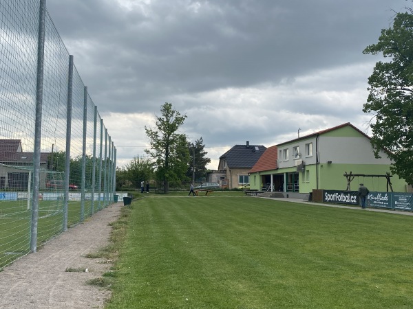 Stadion Vojtěcha Zeithamla - Hostouň u Prahy