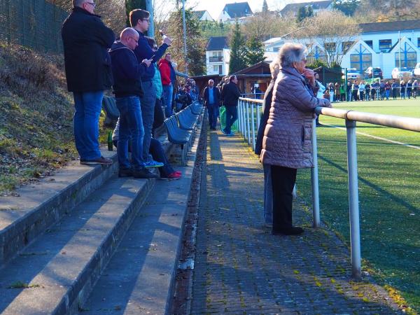 Sportplatz Langewiese - Attendorn-Neu-Listernohl