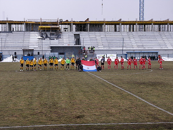 Stadion Dolcanu Ząbki - Ząbki