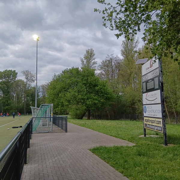 Sportzentrum am Kaarster See Platz 2 - Kaarst