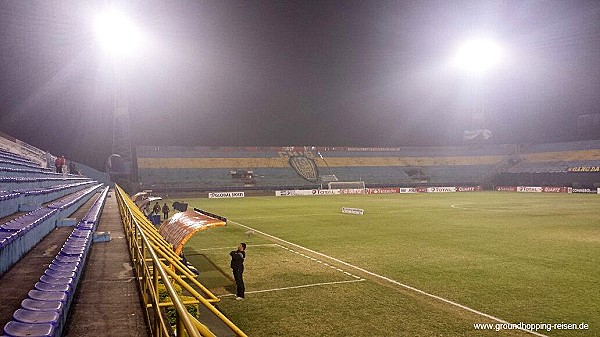Estadio Feliciano Cáceres - Luque