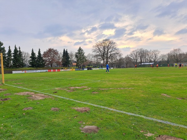 Stadion Rötenbrook - Toppenstedt