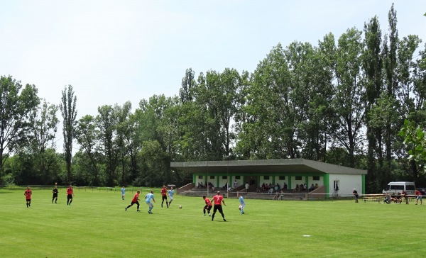 Futbalové ihrisko Beša - Beša