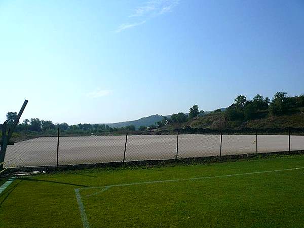 Stadionul Sătesc - Suruceni