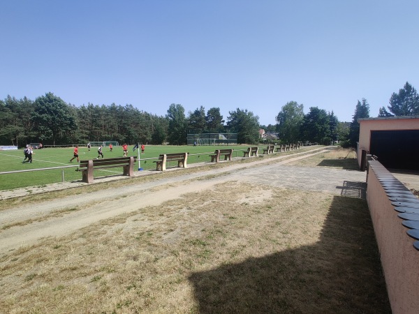 Sportanlage am Wald - Röderaue-Frauenhain