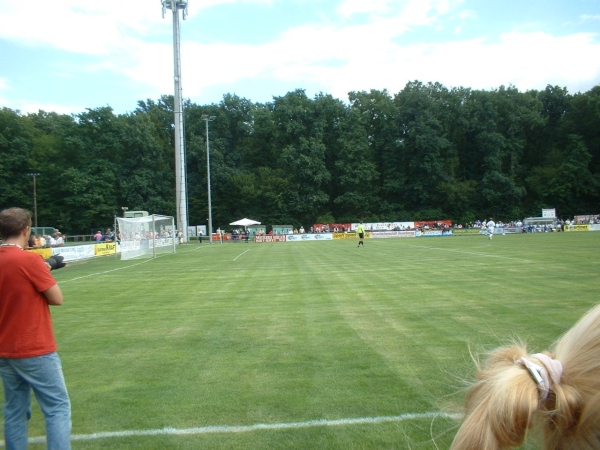 Sportplatz am Wald   - Bruchköbel