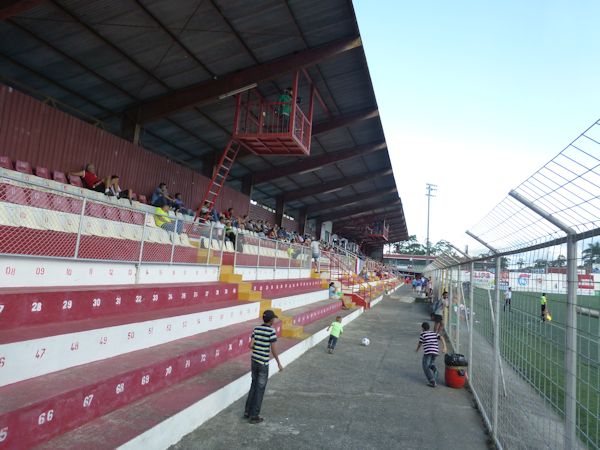 Estadio Ebal Rodríguez Aguilar - Guápiles