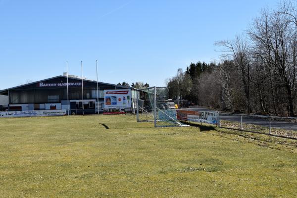 Sportplatz Am Senneberg - Nisterau-Pfuhl