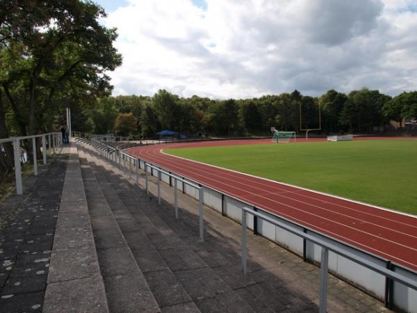 Stadion Bezirkssportanlage Karl-Hohmann-Straße - Düsseldorf-Benrath